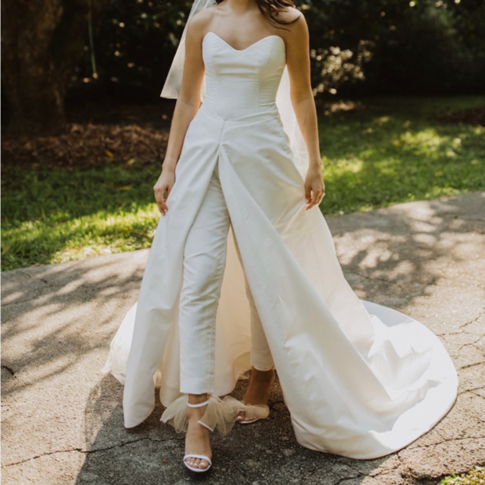 Wedding Dress Custom Carolina Herrera 3-Piece | Corset, Skirt and Pant